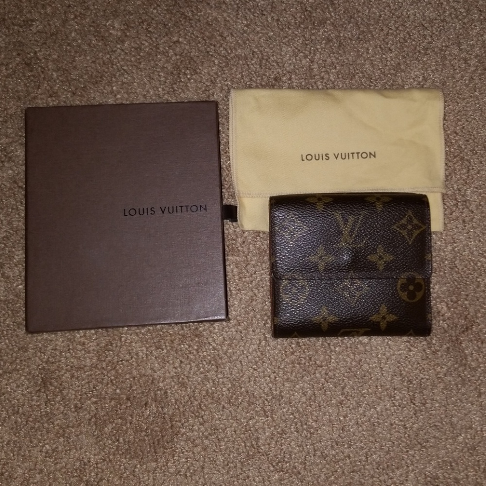 Louis vuitton monogram compact wallet